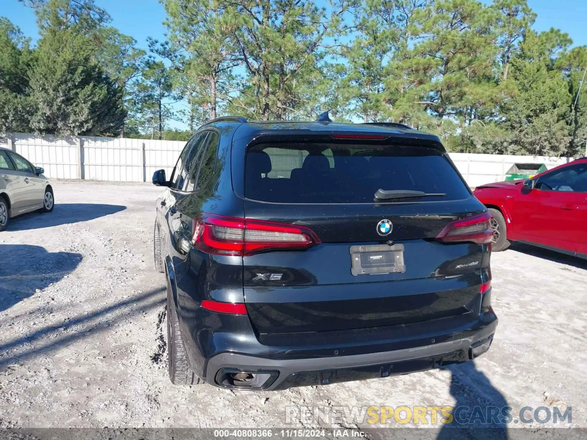 16 Photograph of a damaged car 5UXCR6C02L9D04336 BMW X5 2020