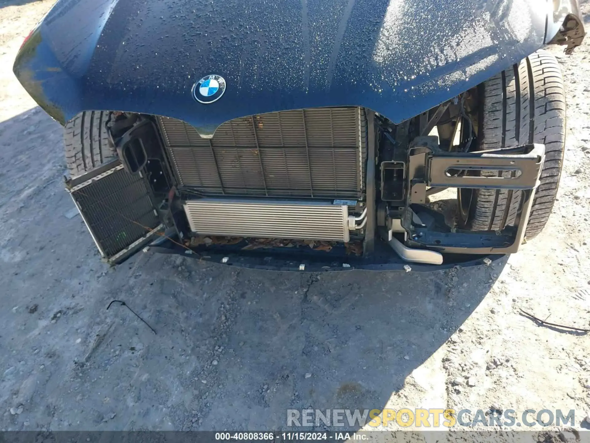 18 Photograph of a damaged car 5UXCR6C02L9D04336 BMW X5 2020