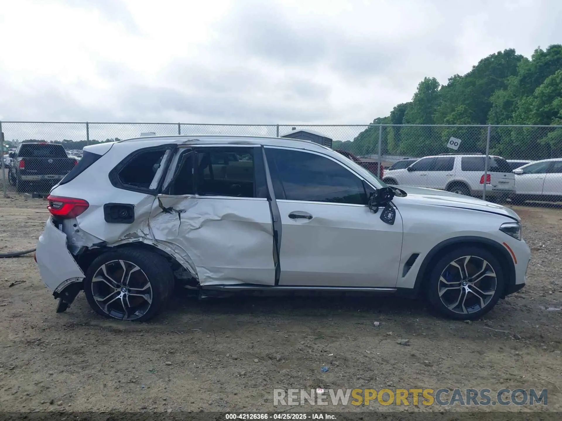 13 Фотография поврежденного автомобиля 5UXCR6C03L9B18871 BMW X5 2020