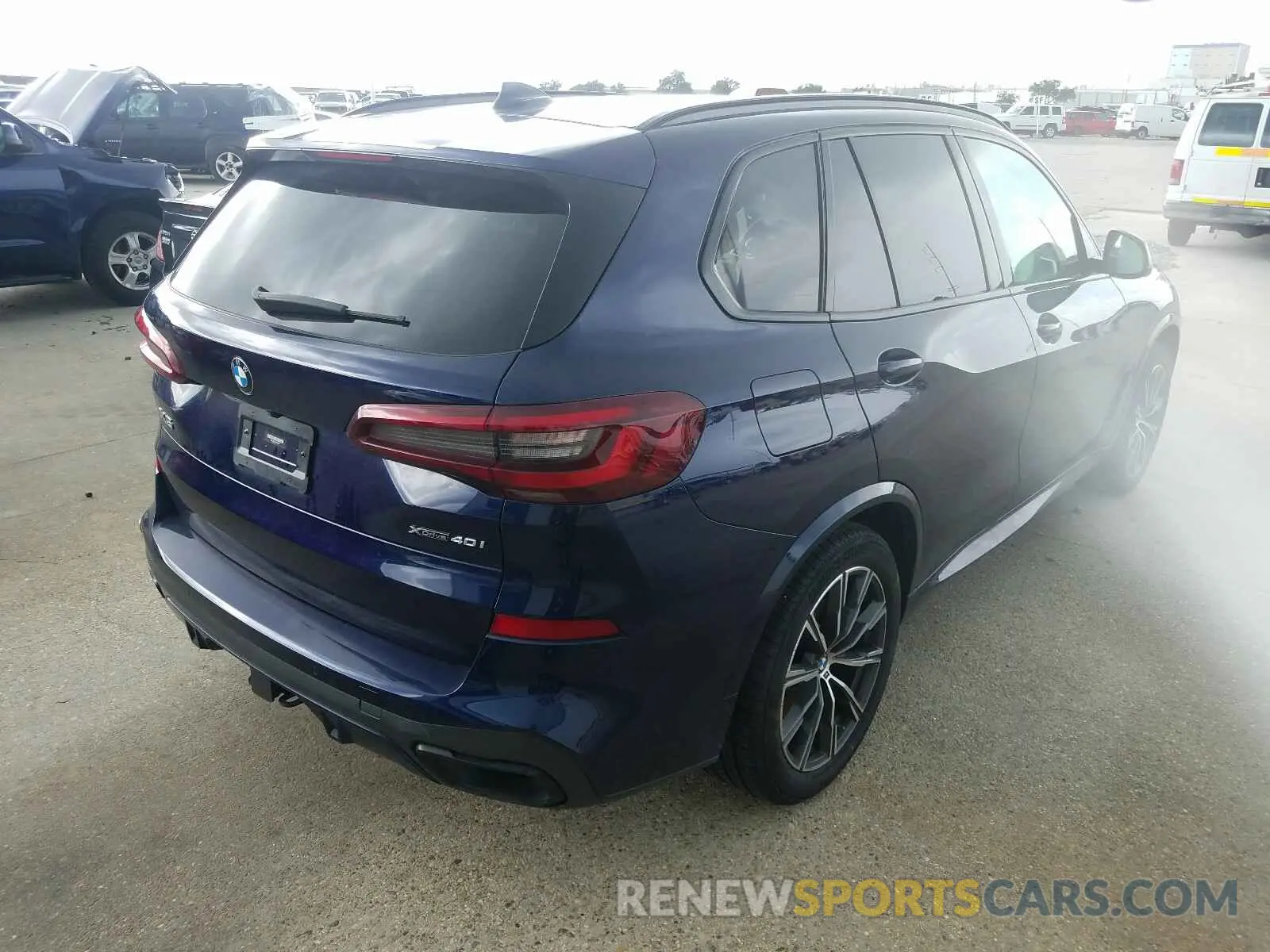 4 Photograph of a damaged car 5UXCR6C04L9C57620 BMW X5 2020