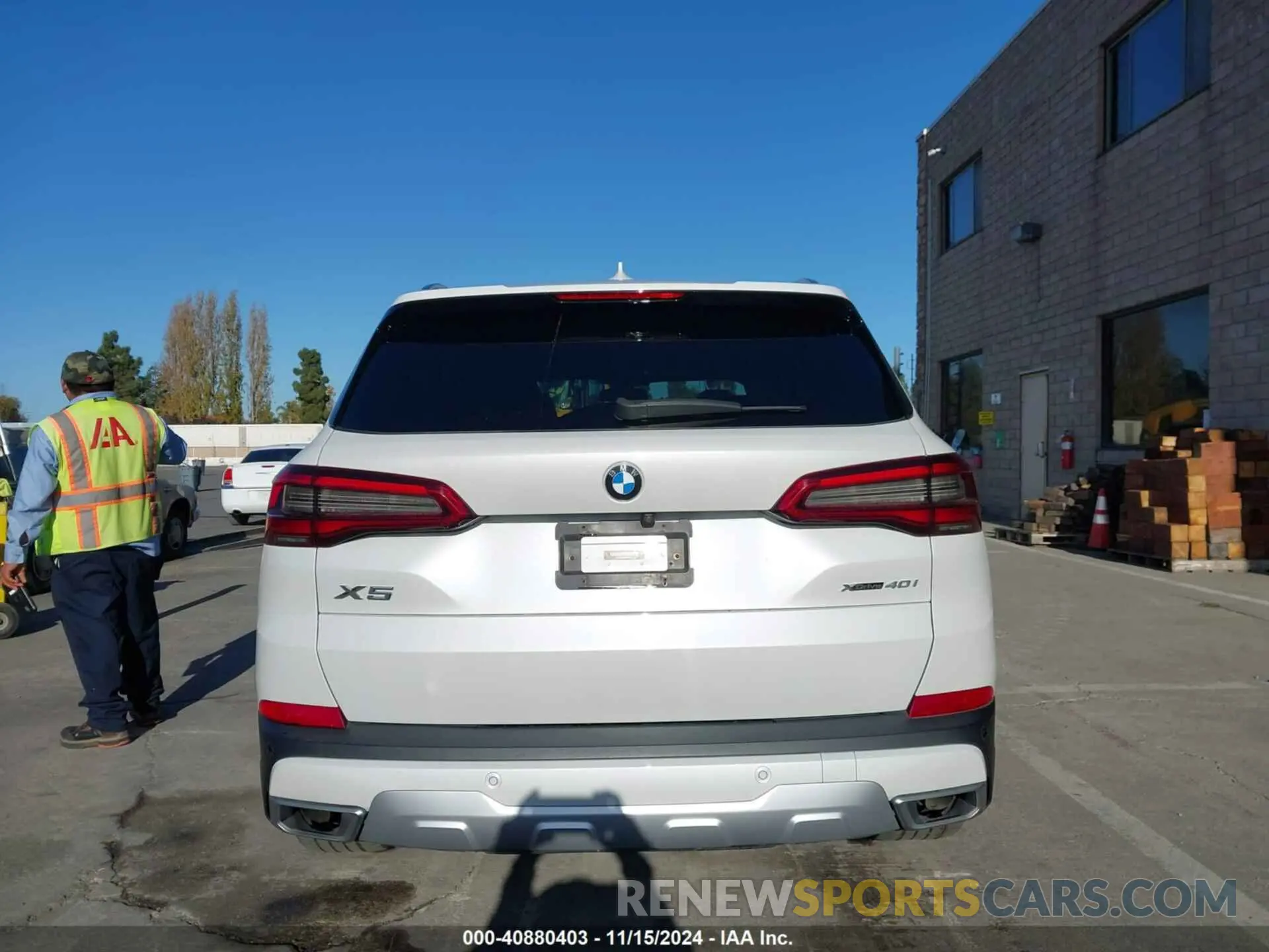 17 Фотография поврежденного автомобиля 5UXCR6C06L9B10571 BMW X5 2020