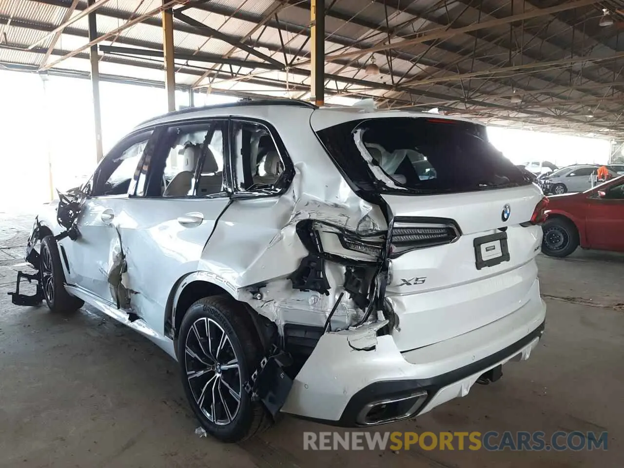 3 Фотография поврежденного автомобиля 5UXCR6C07L9C10811 BMW X5 2020
