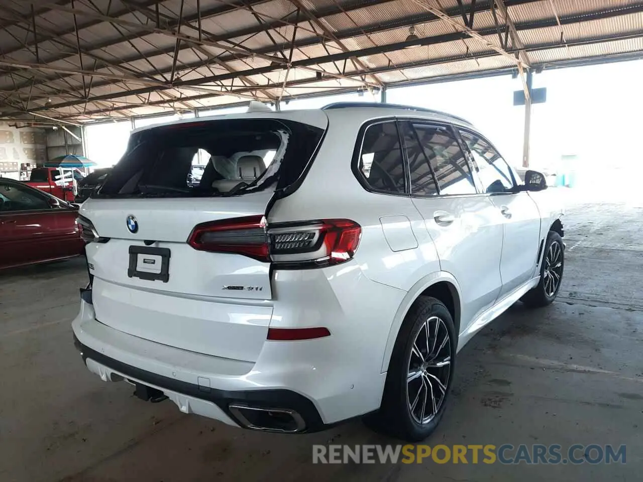 4 Фотография поврежденного автомобиля 5UXCR6C07L9C10811 BMW X5 2020