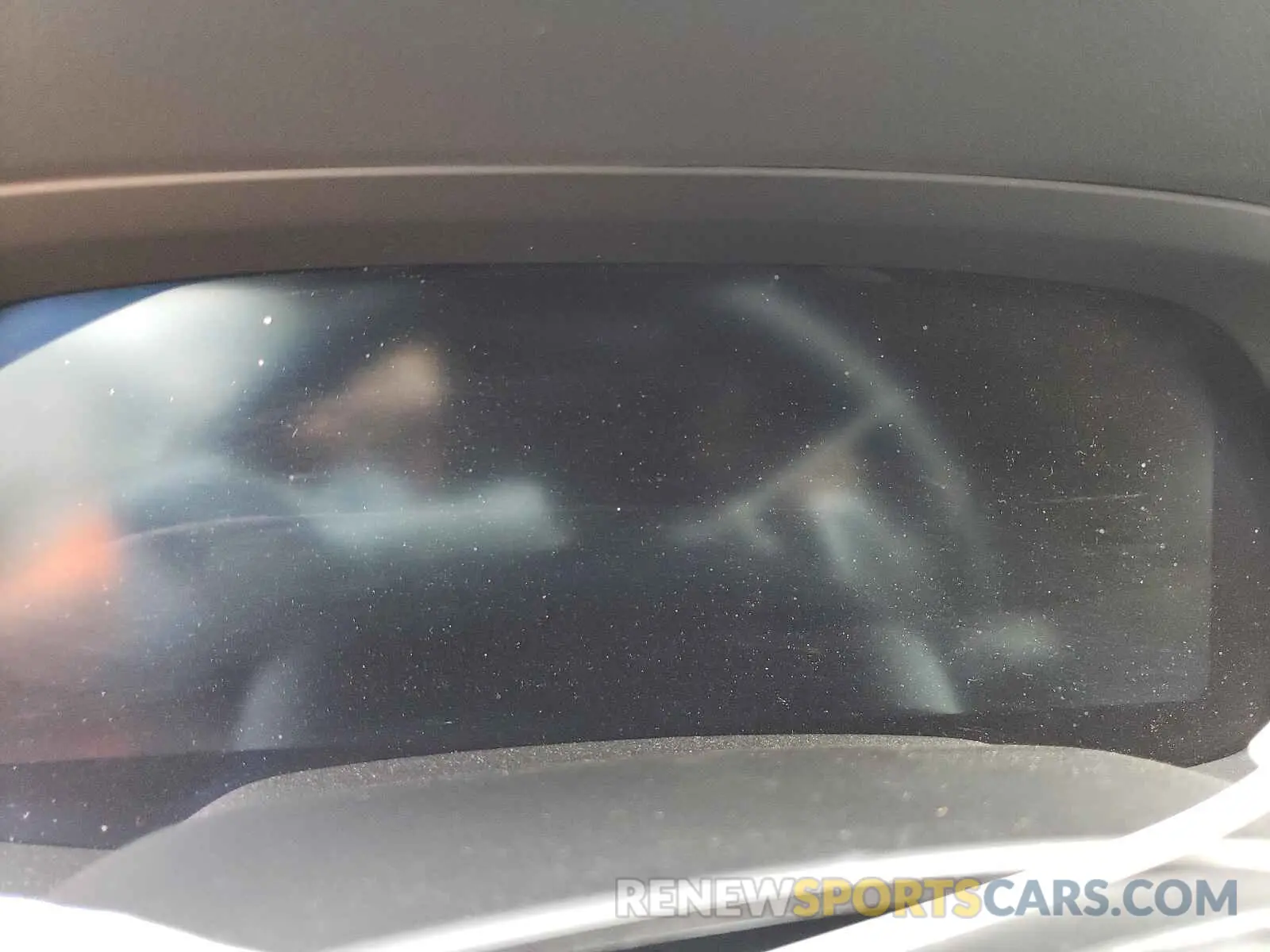 8 Photograph of a damaged car 5UXCR6C07L9C33232 BMW X5 2020
