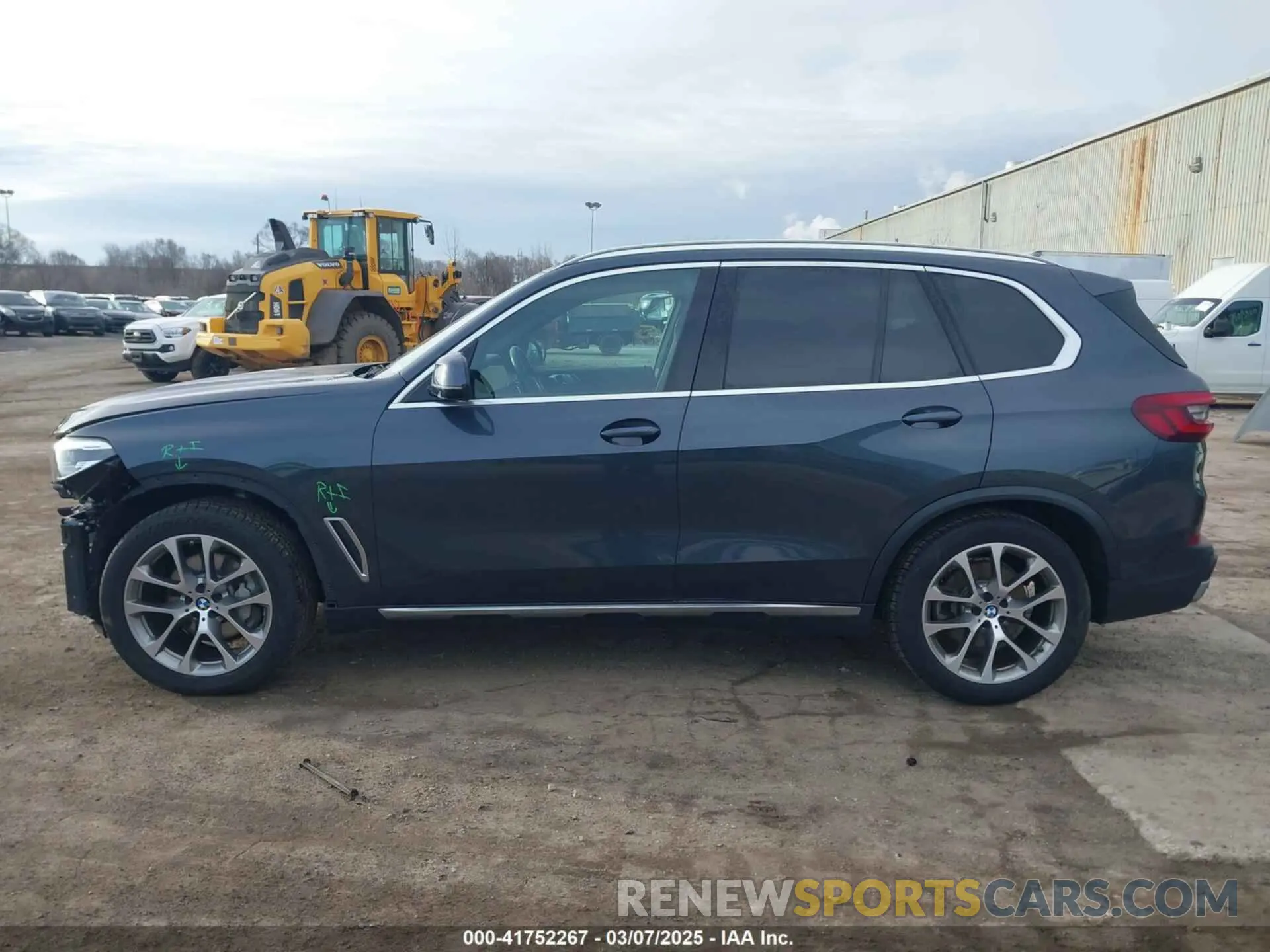 15 Фотография поврежденного автомобиля 5UXCR6C07L9C57434 BMW X5 2020