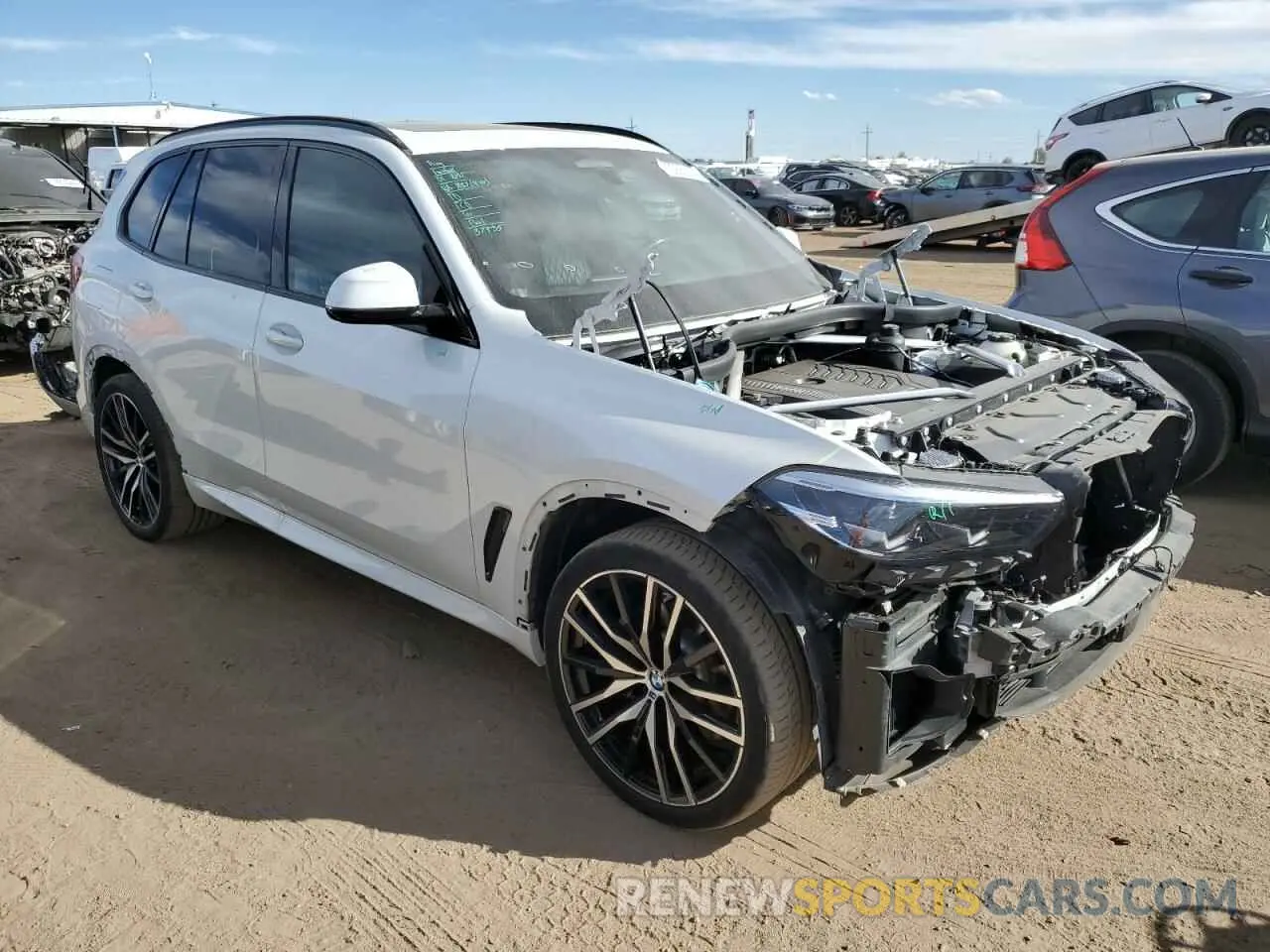 4 Photograph of a damaged car 5UXCR6C08L9C40125 BMW X5 2020