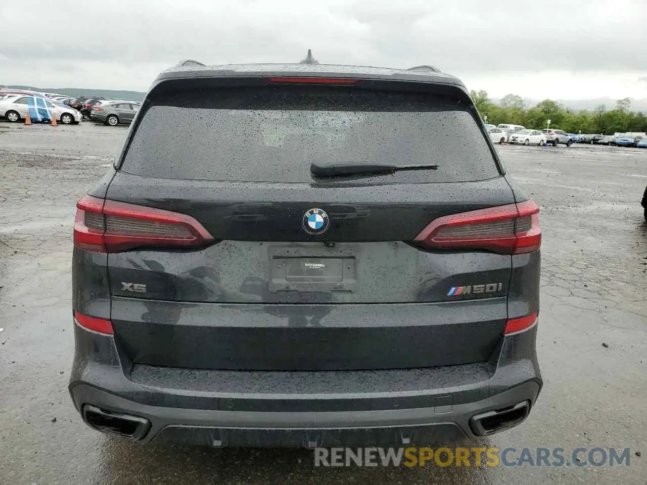 6 Photograph of a damaged car 5UXJU4C00L9C42607 BMW X5 2020