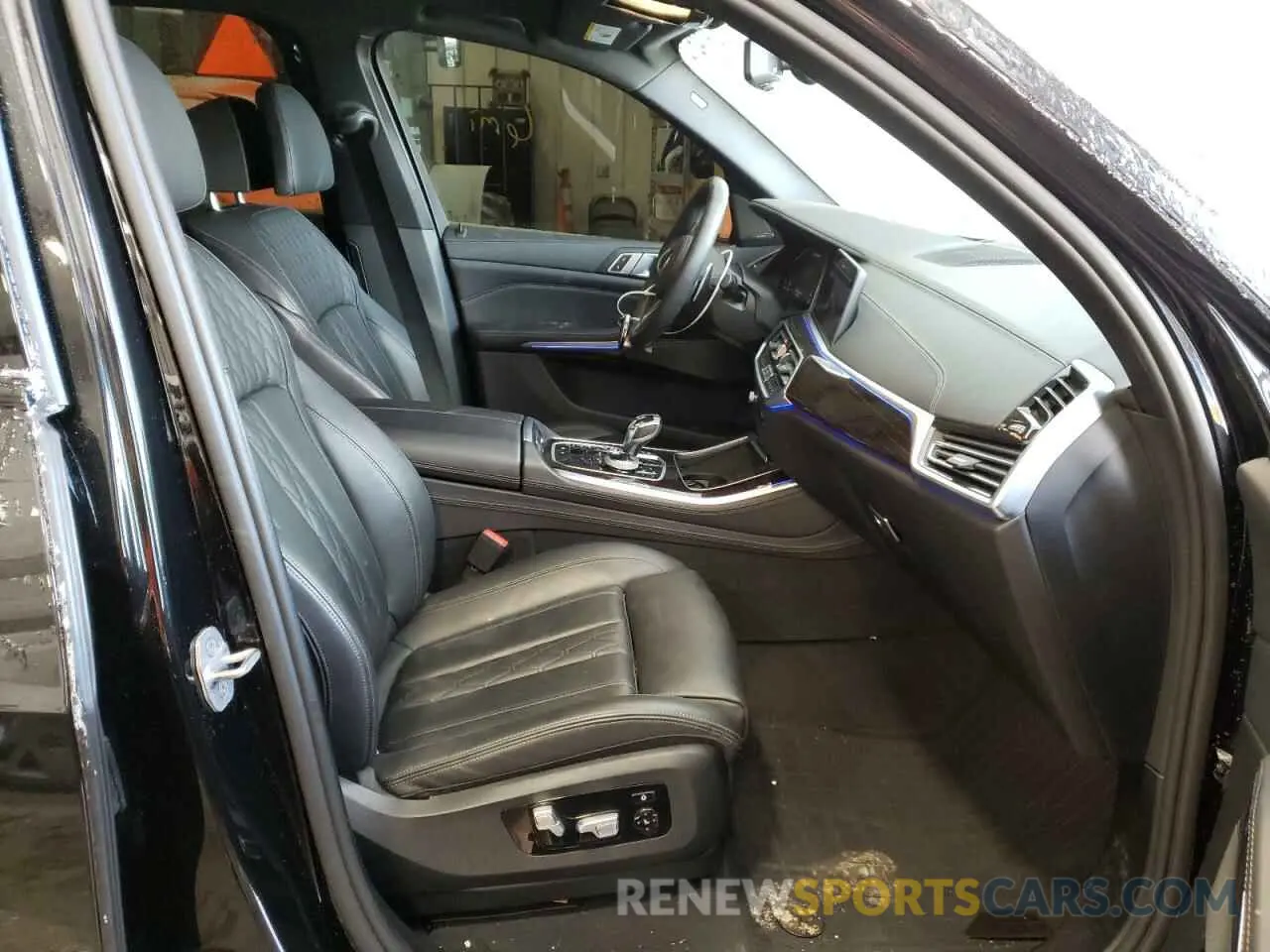 5 Фотография поврежденного автомобиля 5UXJU4C04L9D43018 BMW X5 2020