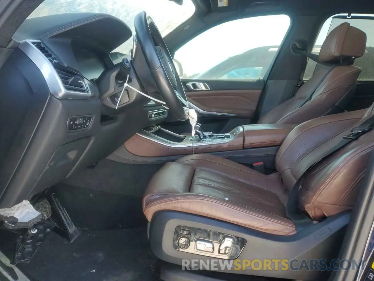 7 Фотография поврежденного автомобиля 5UXJU4C05LL227875 BMW X5 2020