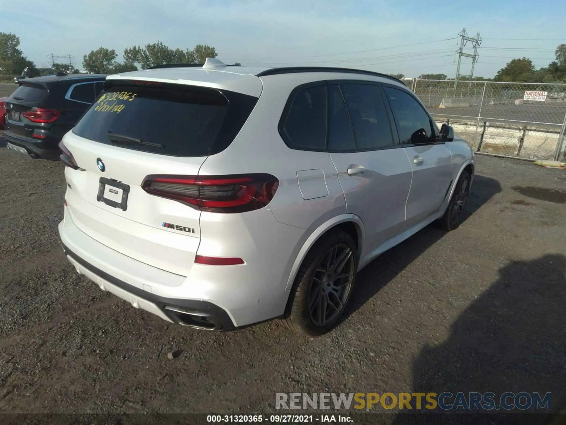 4 Фотография поврежденного автомобиля 5UXJU4C06L9C18103 BMW X5 2020