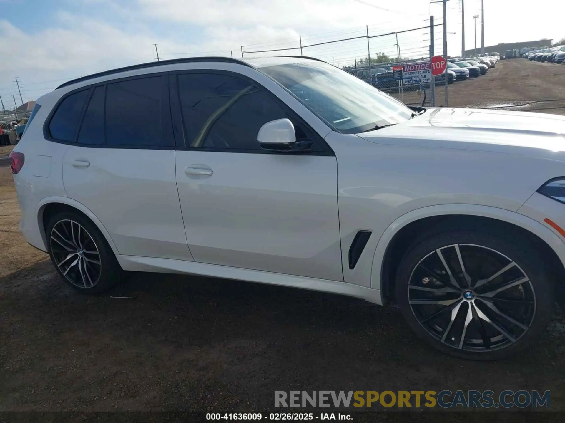 13 Photograph of a damaged car 5UXCR4C00M9D80482 BMW X5 2021