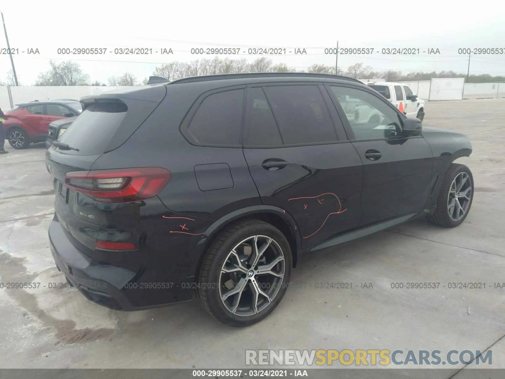 4 Photograph of a damaged car 5UXCR4C00M9F15170 BMW X5 2021