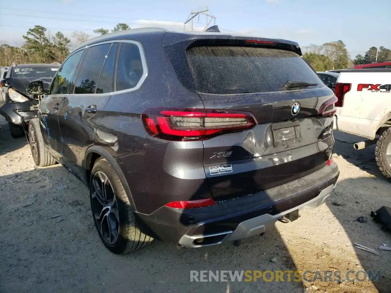 3 Фотография поврежденного автомобиля 5UXCR4C02M9E05964 BMW X5 2021