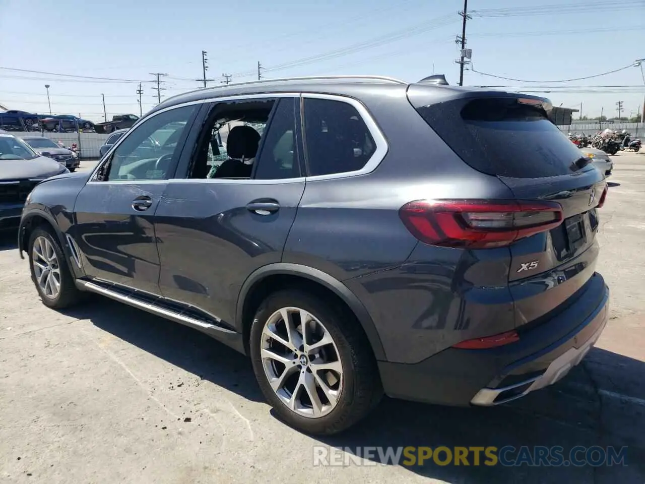 2 Photograph of a damaged car 5UXCR4C02M9G93906 BMW X5 2021