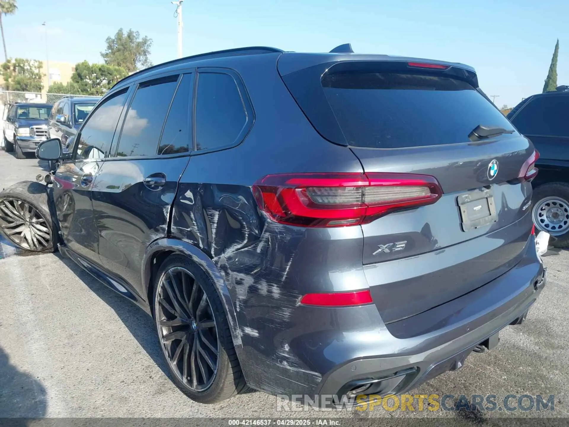 3 Фотография поврежденного автомобиля 5UXCR4C02M9H56406 BMW X5 2021