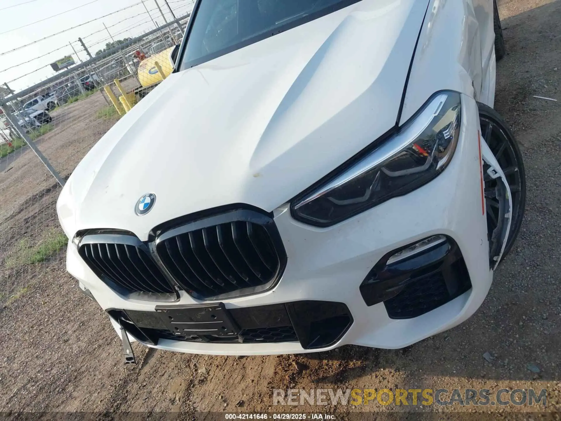12 Фотография поврежденного автомобиля 5UXCR4C03M9E40545 BMW X5 2021