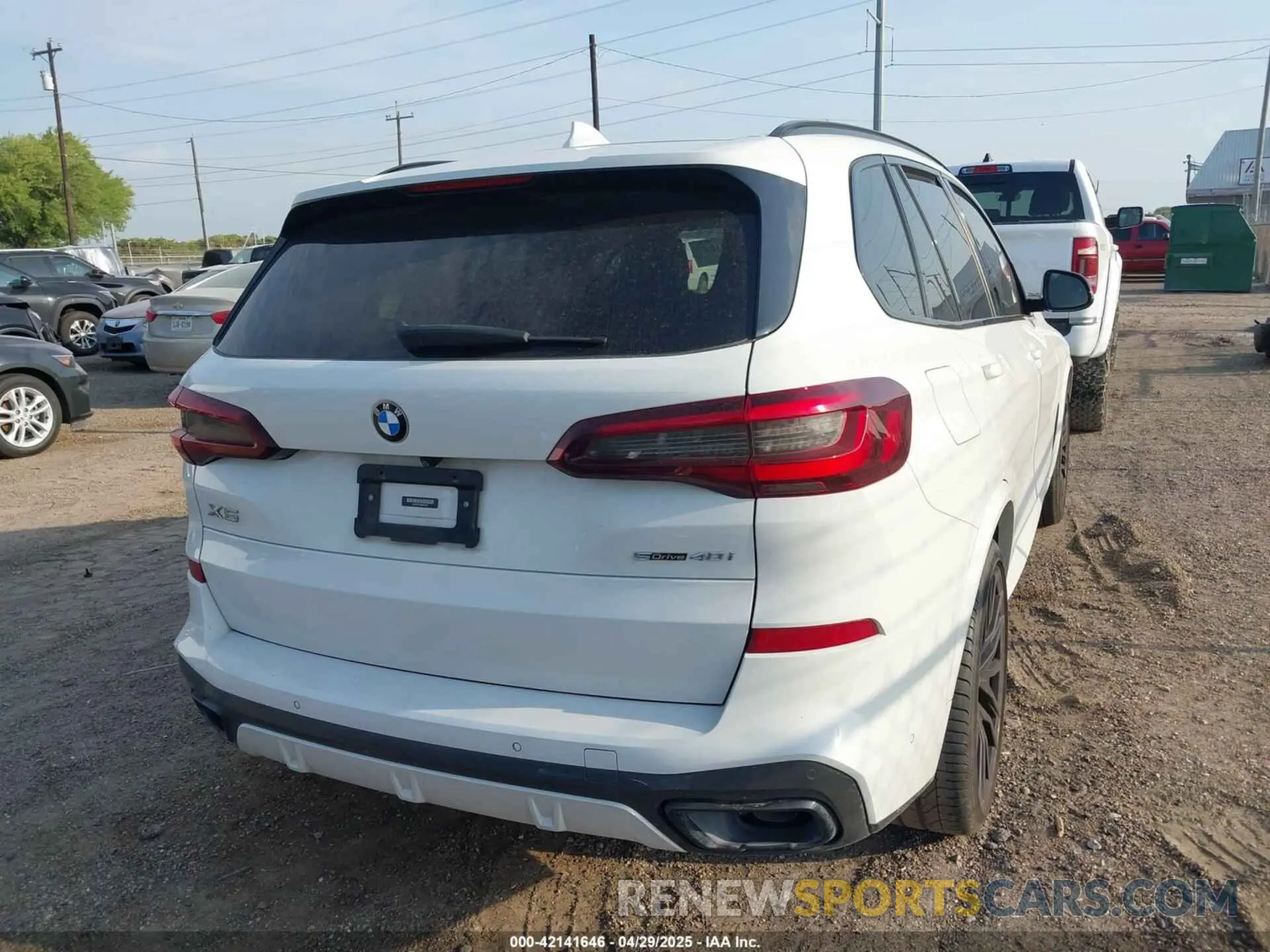 4 Фотография поврежденного автомобиля 5UXCR4C03M9E40545 BMW X5 2021