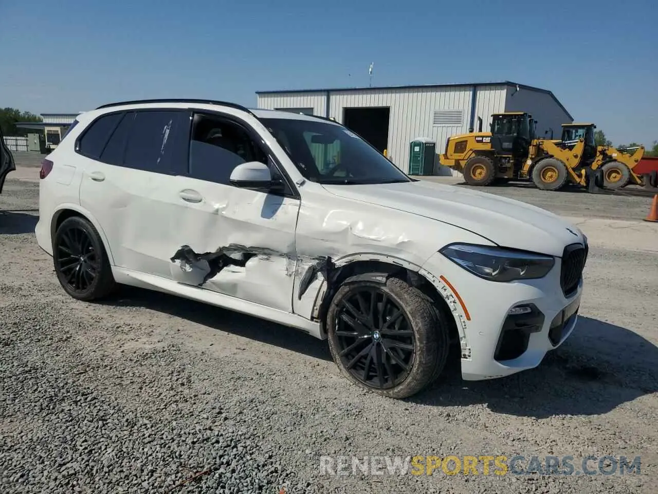 4 Photograph of a damaged car 5UXCR4C03M9H39646 BMW X5 2021