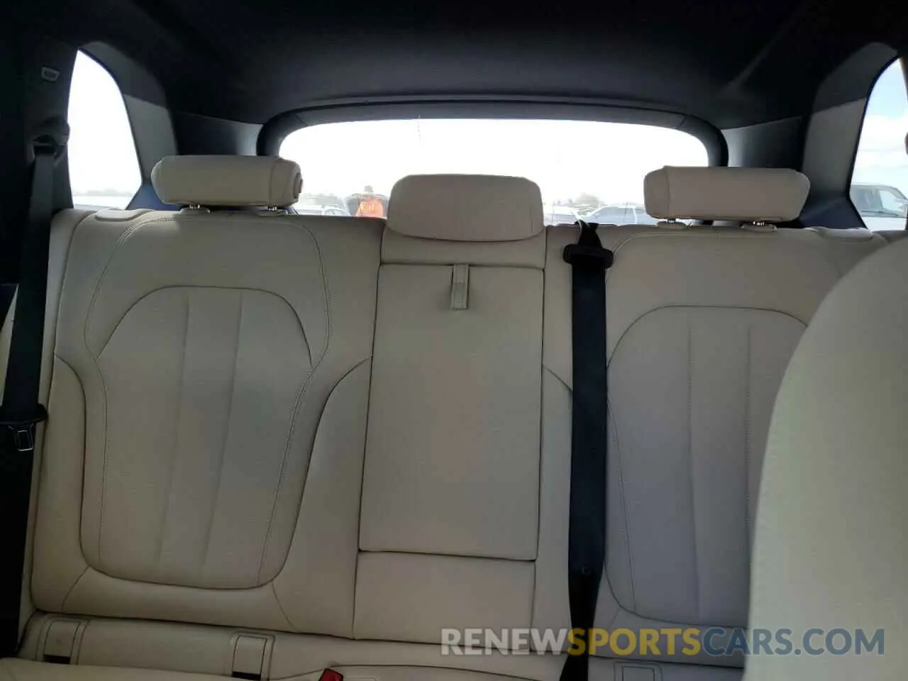 10 Фотография поврежденного автомобиля 5UXCR4C04M9E83632 BMW X5 2021