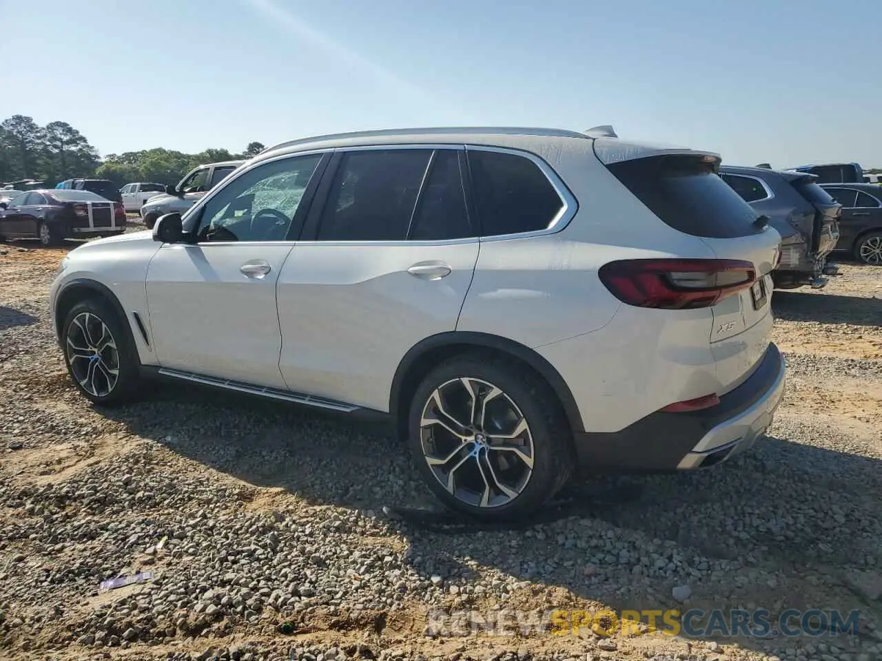 2 Photograph of a damaged car 5UXCR4C05M9H39972 BMW X5 2021