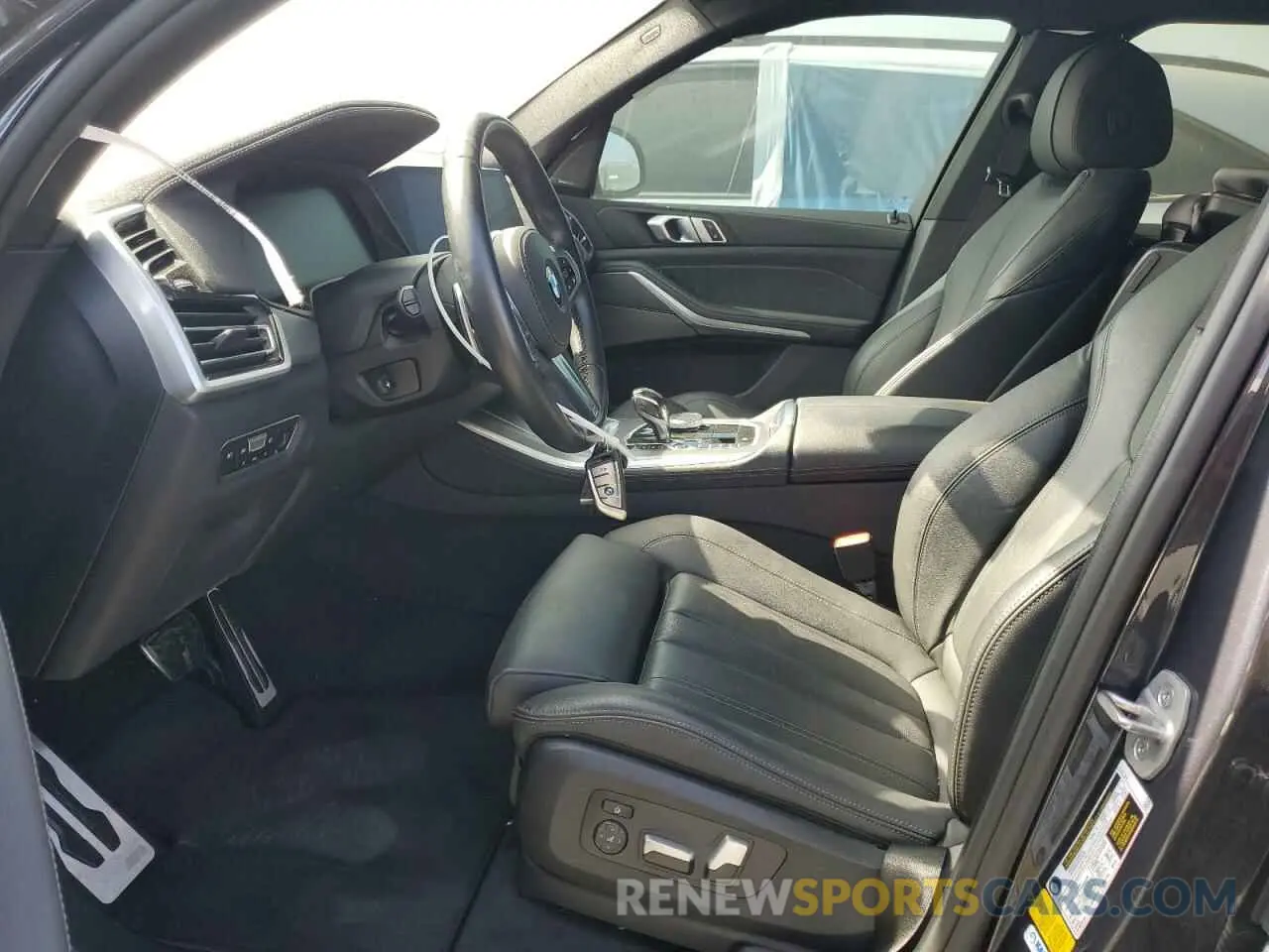 7 Фотография поврежденного автомобиля 5UXCR4C07M9G05285 BMW X5 2021