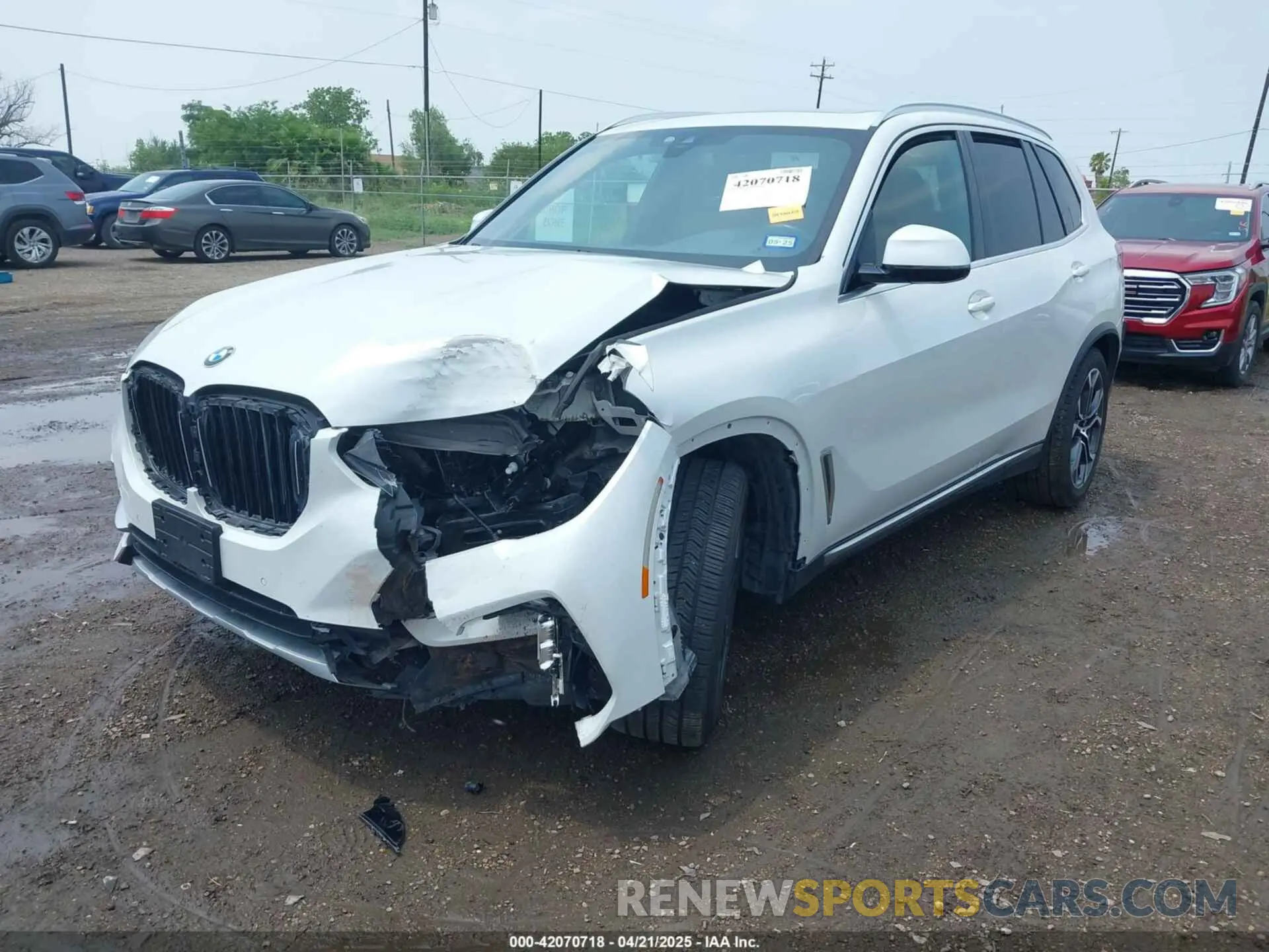 2 Photograph of a damaged car 5UXCR4C0XM9H62566 BMW X5 2021