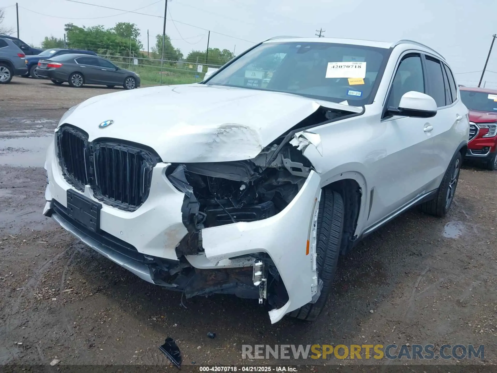 6 Photograph of a damaged car 5UXCR4C0XM9H62566 BMW X5 2021