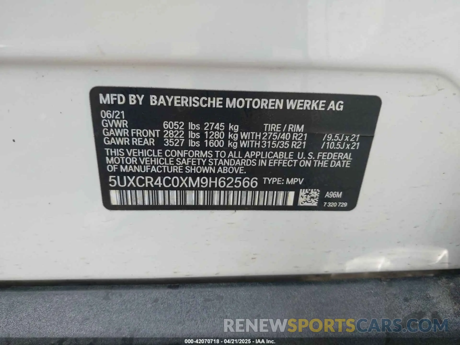9 Photograph of a damaged car 5UXCR4C0XM9H62566 BMW X5 2021