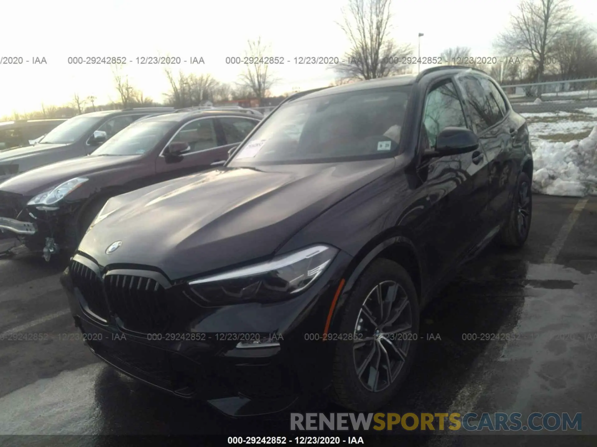 2 Photograph of a damaged car 5UXCR6C00M9E28817 BMW X5 2021