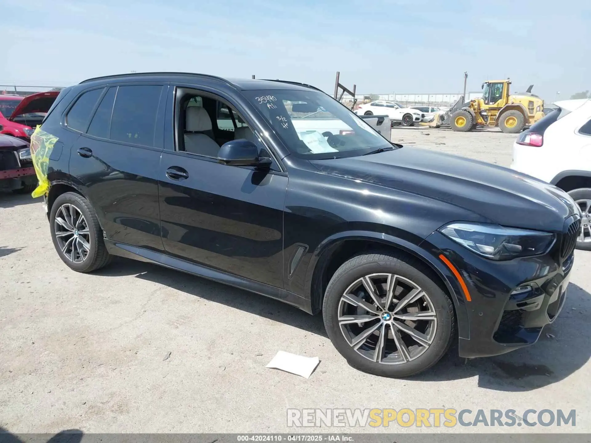 1 Photograph of a damaged car 5UXCR6C01M9E66976 BMW X5 2021