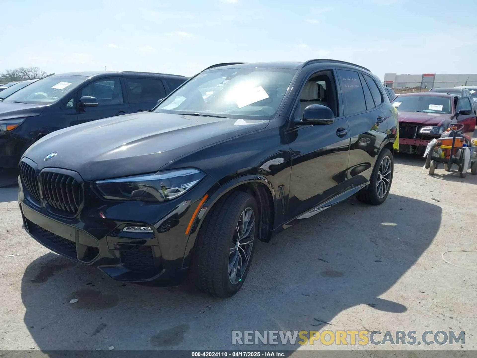2 Photograph of a damaged car 5UXCR6C01M9E66976 BMW X5 2021
