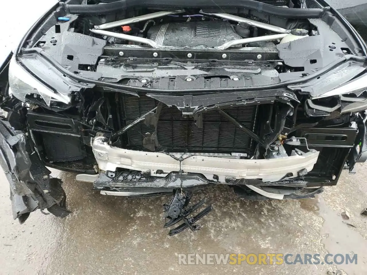 12 Photograph of a damaged car 5UXCR6C01M9F95252 BMW X5 2021