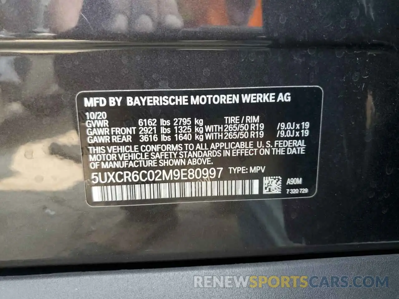 14 Photograph of a damaged car 5UXCR6C02M9E80997 BMW X5 2021