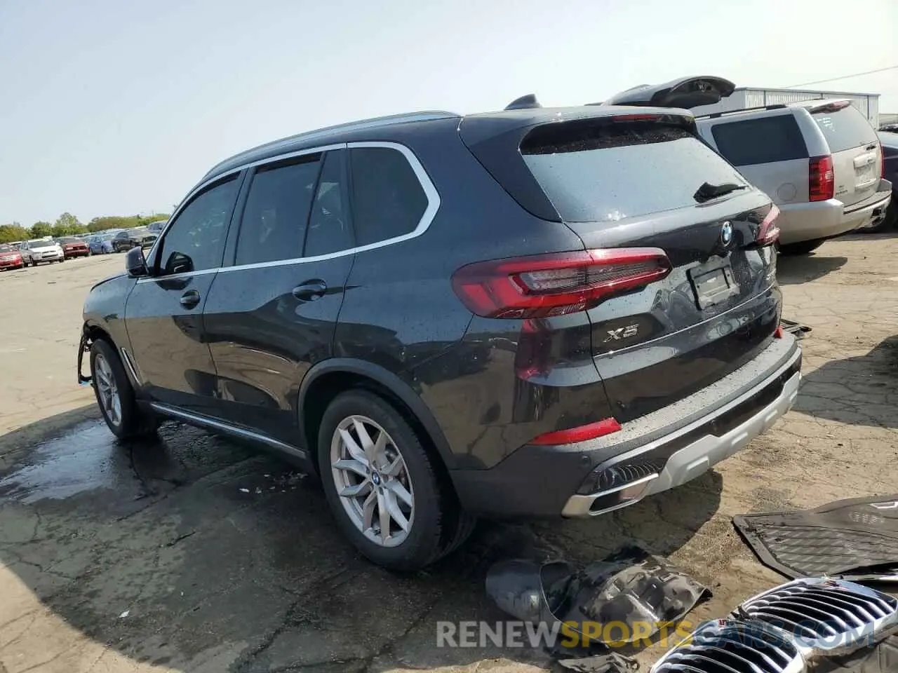 2 Photograph of a damaged car 5UXCR6C02M9E80997 BMW X5 2021