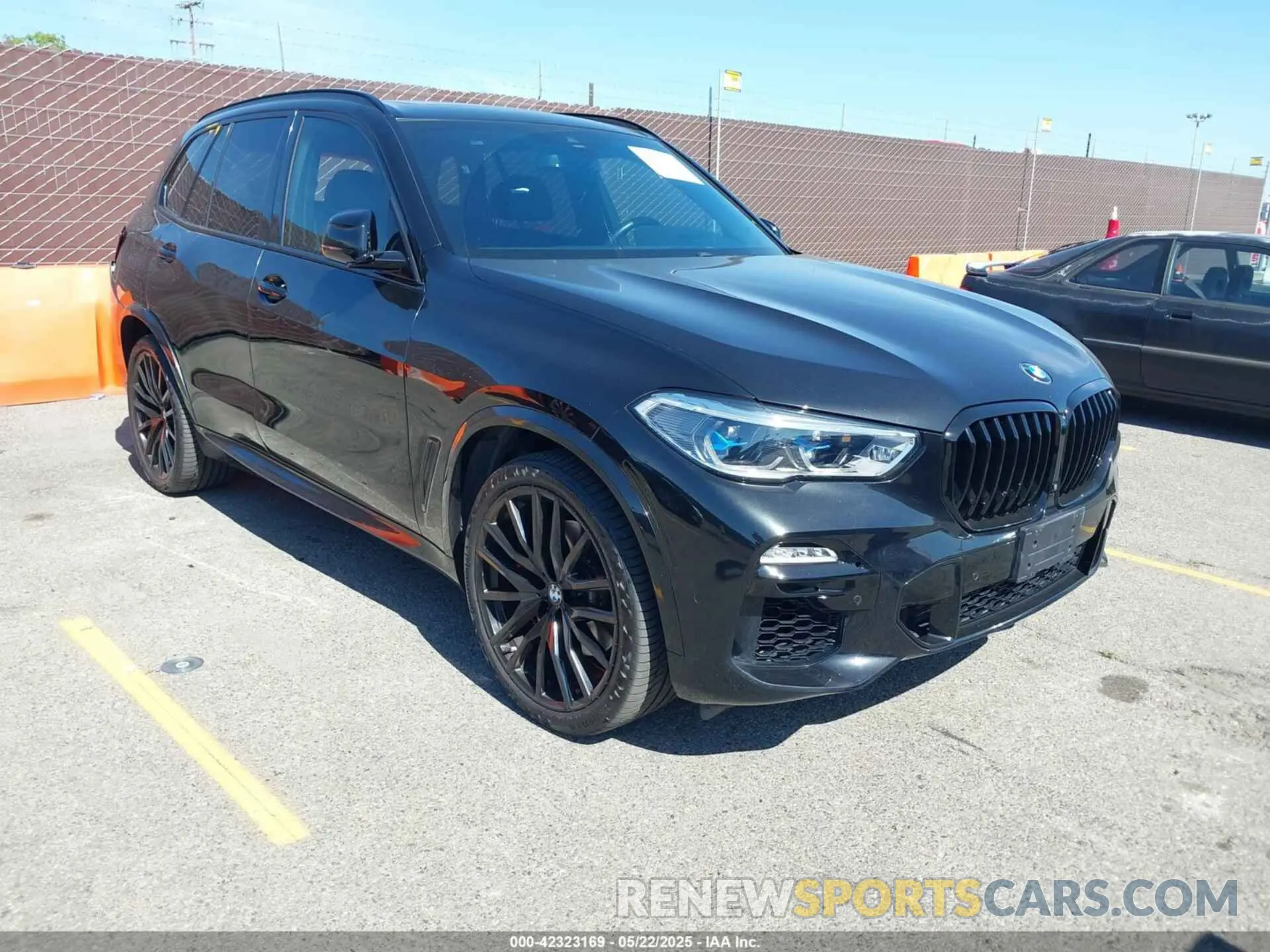 1 Фотография поврежденного автомобиля 5UXCR6C02M9F86589 BMW X5 2021
