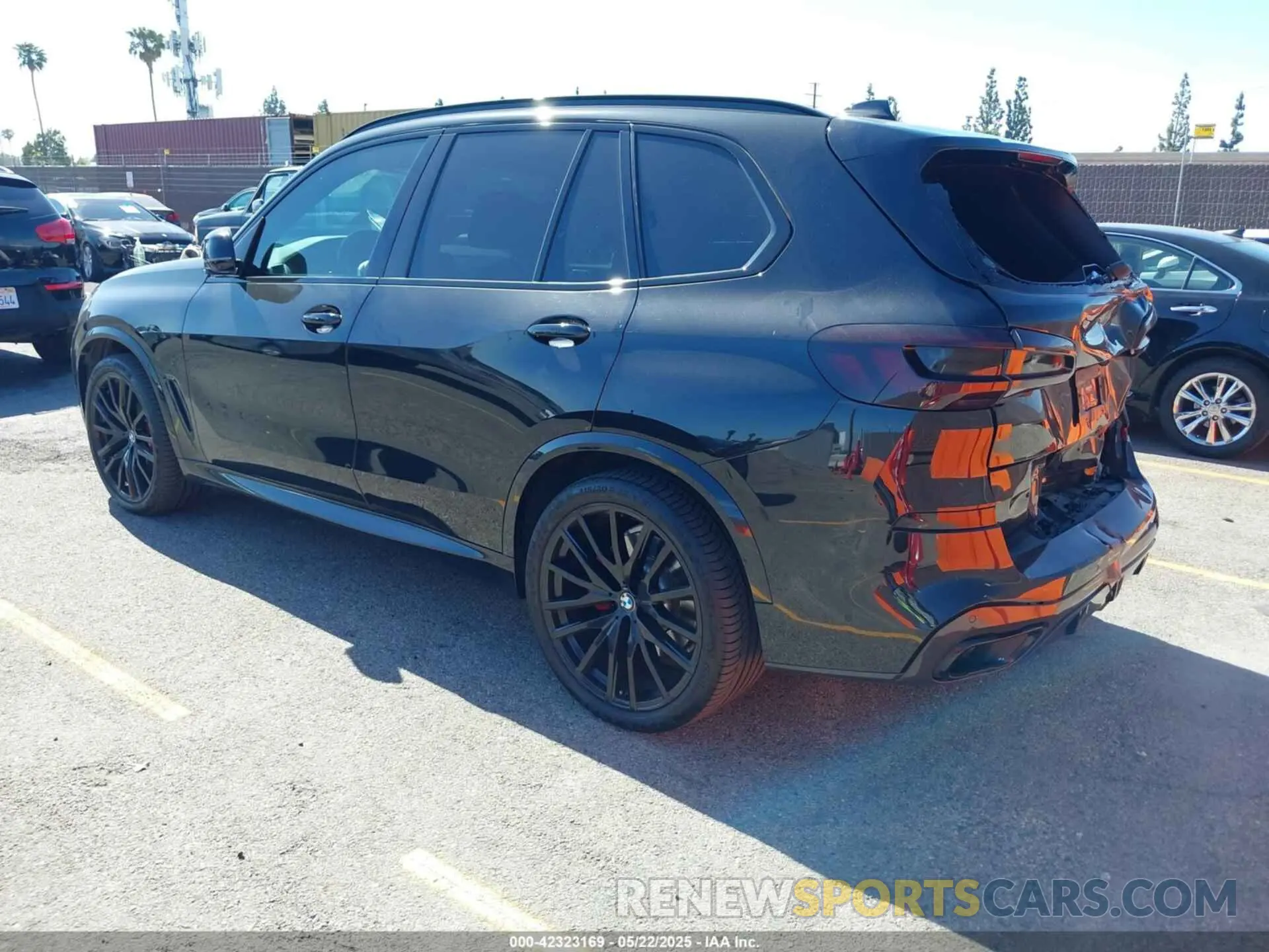 3 Фотография поврежденного автомобиля 5UXCR6C02M9F86589 BMW X5 2021
