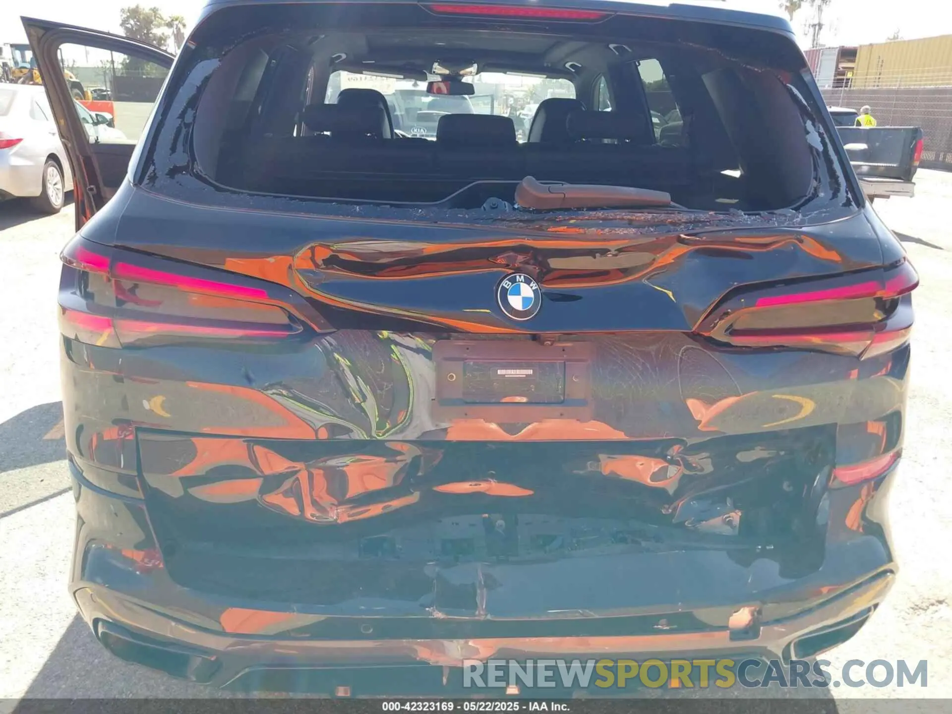 6 Фотография поврежденного автомобиля 5UXCR6C02M9F86589 BMW X5 2021