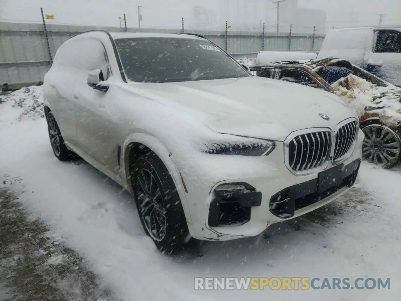 1 Photograph of a damaged car 5UXCR6C02M9H85917 BMW X5 2021