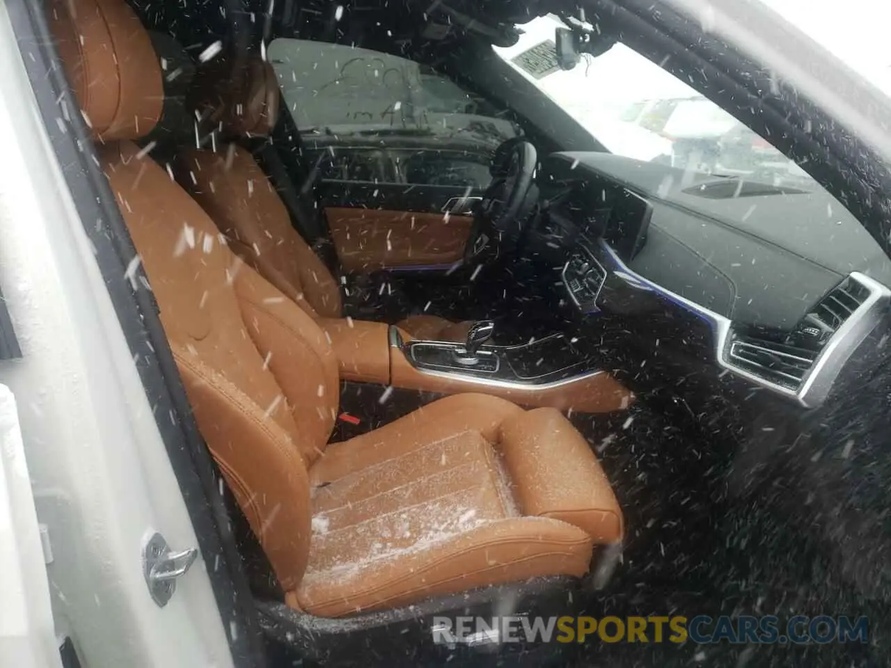 5 Photograph of a damaged car 5UXCR6C02M9H85917 BMW X5 2021