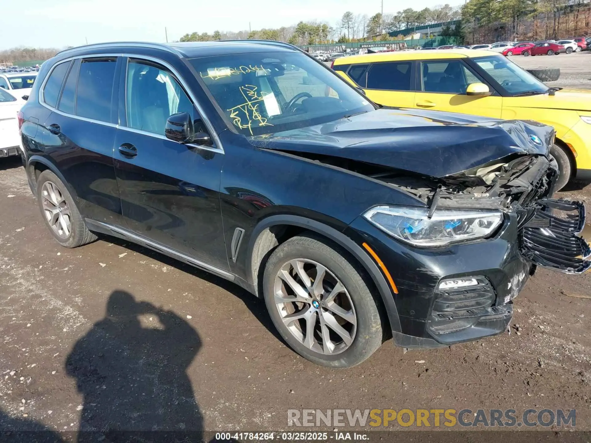 1 Фотография поврежденного автомобиля 5UXCR6C03M9E23482 BMW X5 2021