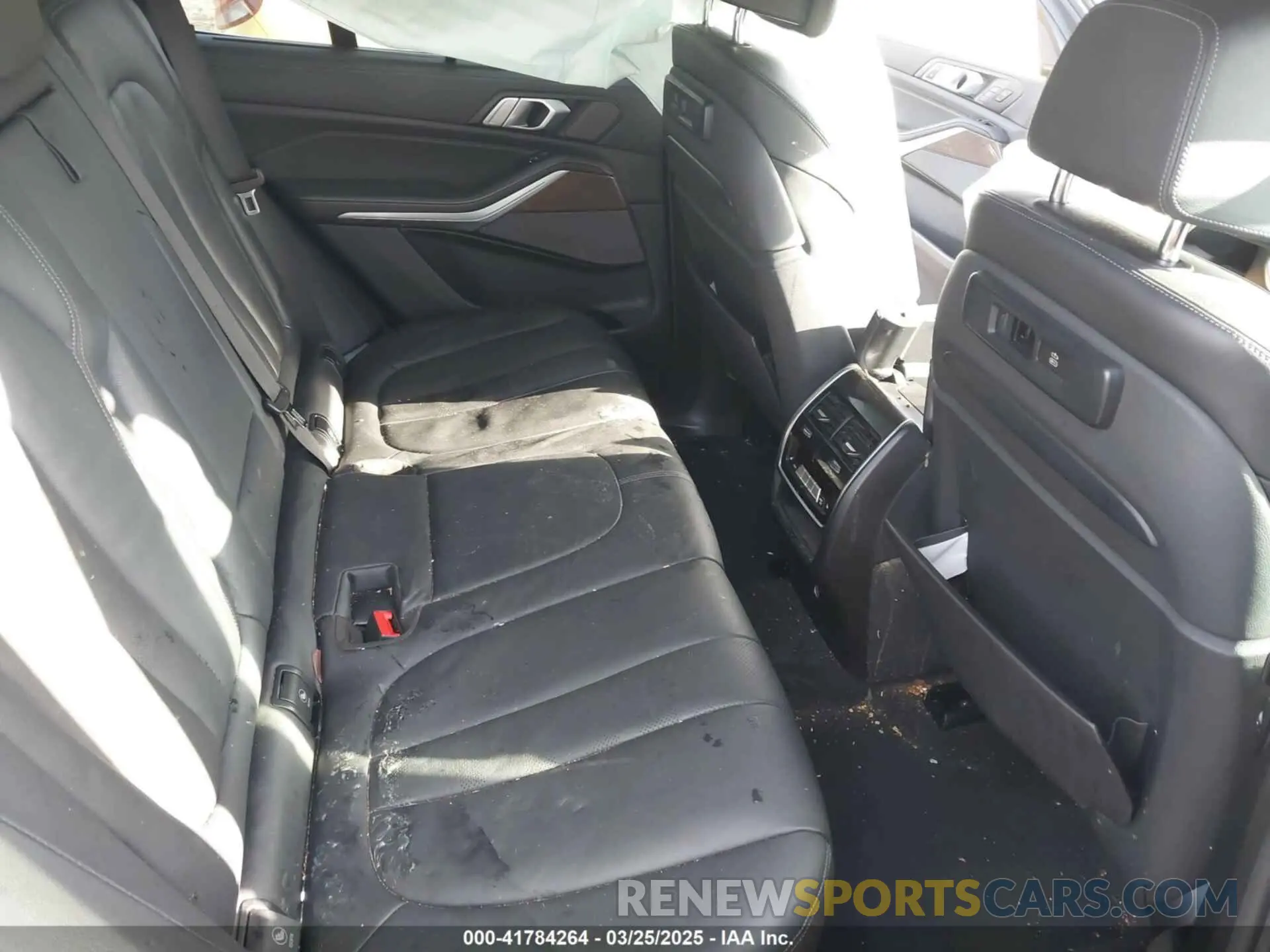 8 Фотография поврежденного автомобиля 5UXCR6C03M9E23482 BMW X5 2021