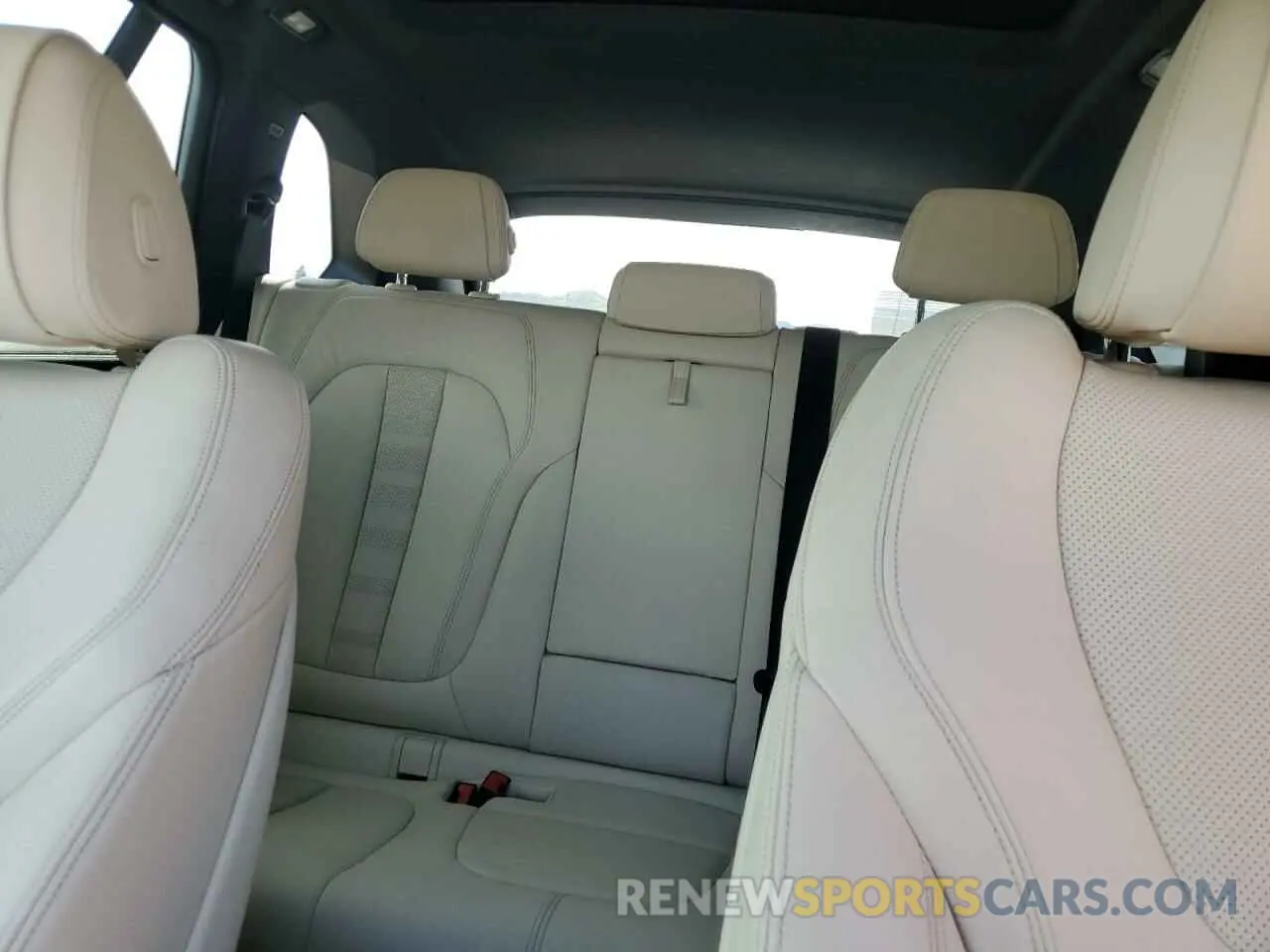 10 Фотография поврежденного автомобиля 5UXCR6C03M9E85738 BMW X5 2021