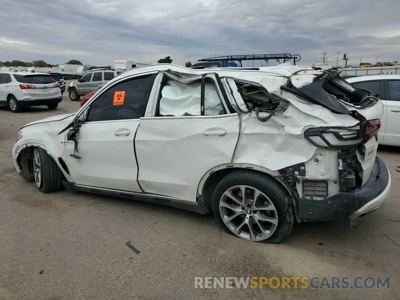 2 Photograph of a damaged car 5UXCR6C04M9E78751 BMW X5 2021
