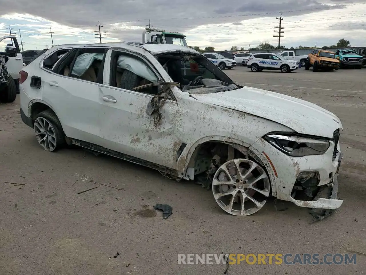 4 Photograph of a damaged car 5UXCR6C04M9E78751 BMW X5 2021