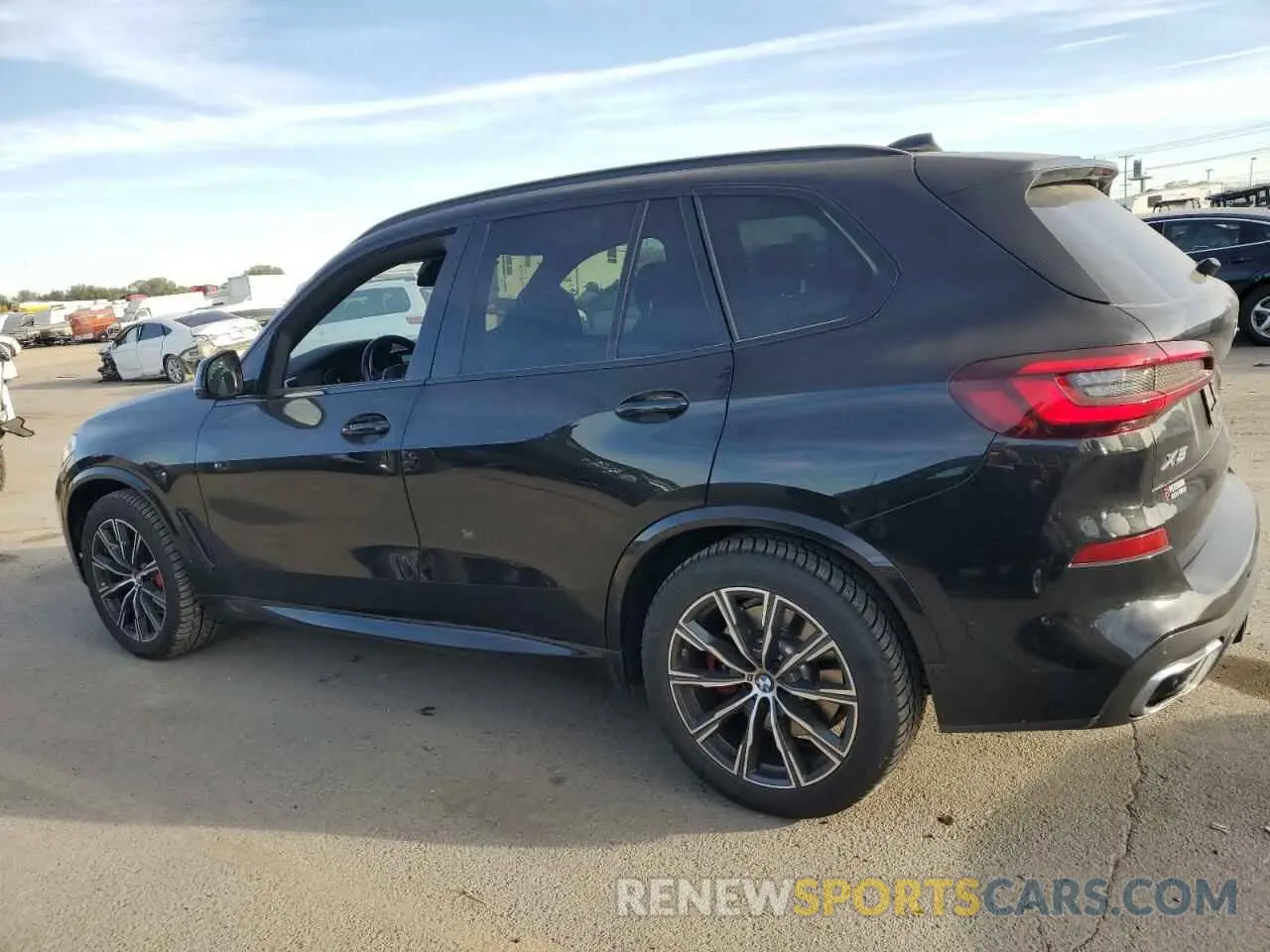 2 Photograph of a damaged car 5UXCR6C04M9F03521 BMW X5 2021