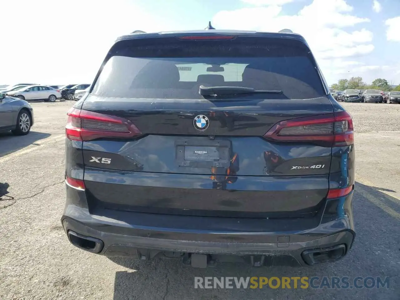 6 Photograph of a damaged car 5UXCR6C05M9E83991 BMW X5 2021