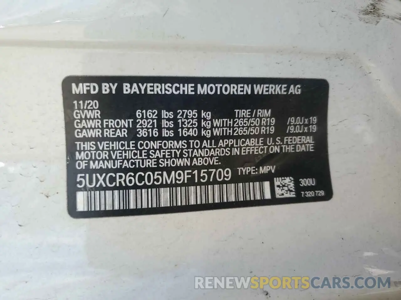 13 Photograph of a damaged car 5UXCR6C05M9F15709 BMW X5 2021