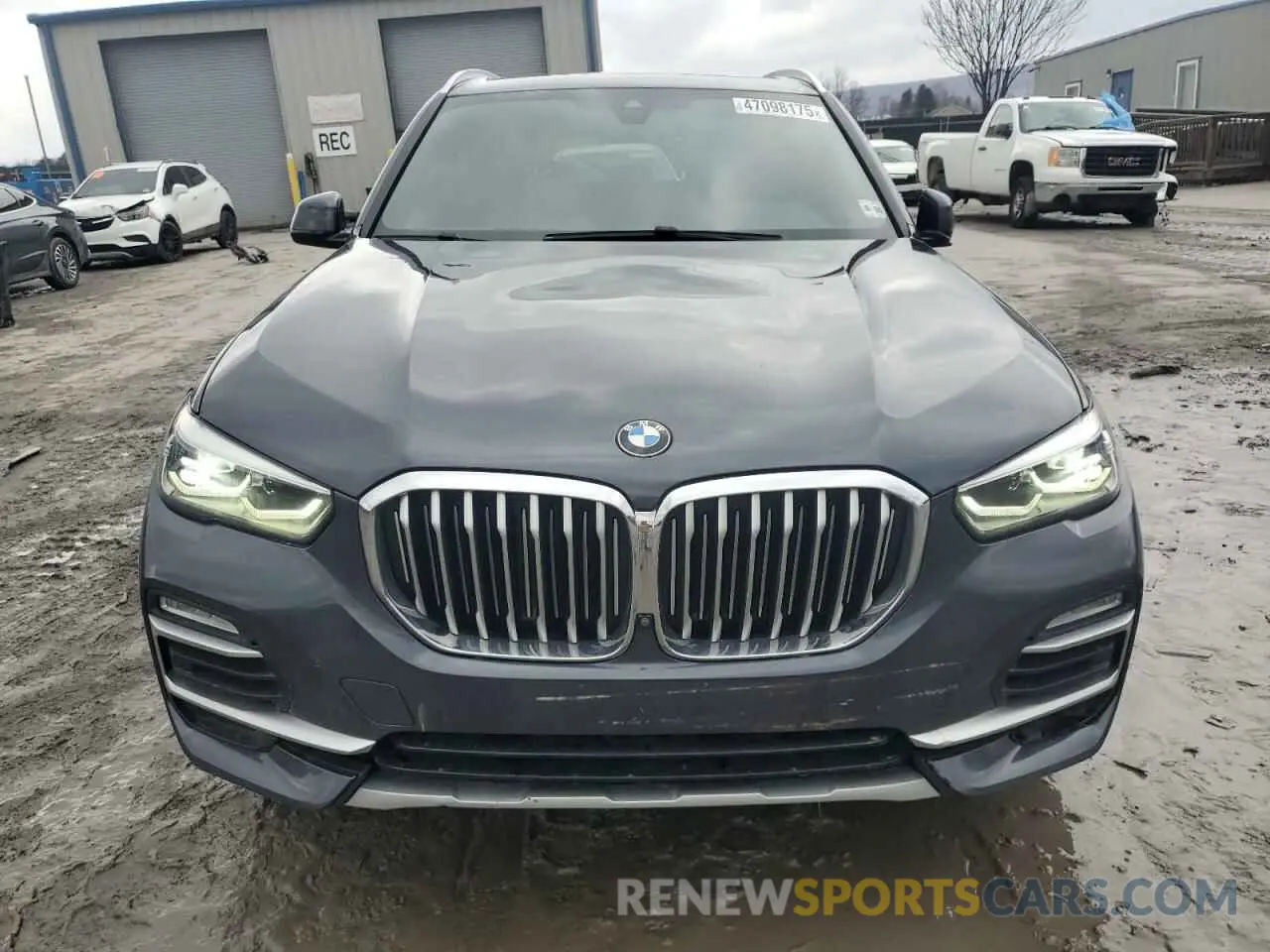 5 Photograph of a damaged car 5UXCR6C05M9F39122 BMW X5 2021