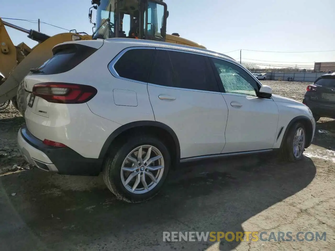 3 Photograph of a damaged car 5UXCR6C06M9E05607 BMW X5 2021