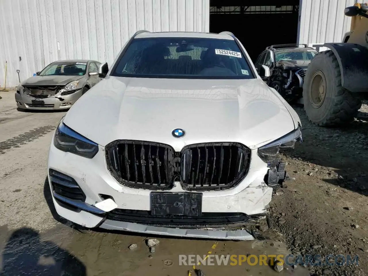 5 Photograph of a damaged car 5UXCR6C06M9E05607 BMW X5 2021
